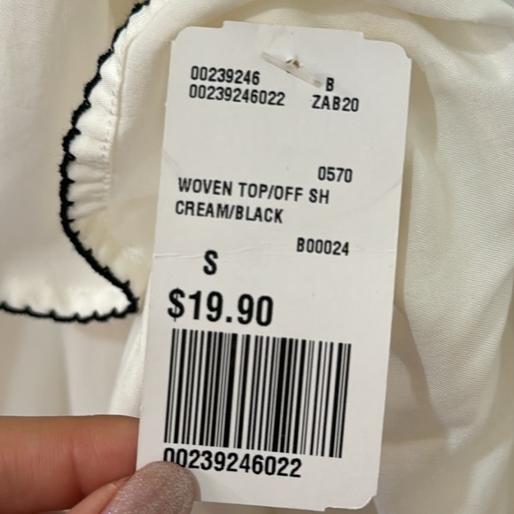 NWT‎ FOREVER 21 TIERED OFF-THE-SHOULDER BLOUSE SMALL - Picture 11 of 14